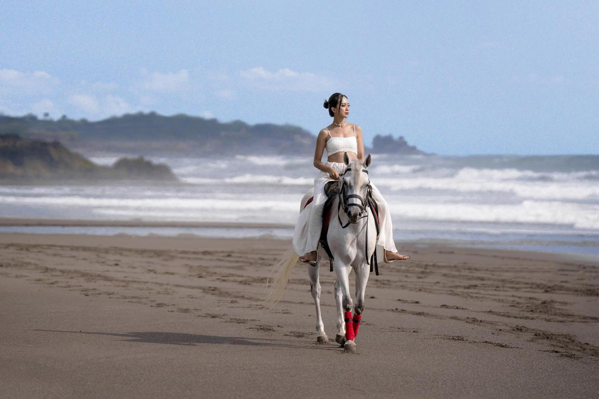 Bali Beach Glamping Selemadeg Exteriör bild